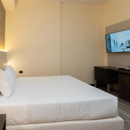 Garibaldi Palace Szálloda 3*