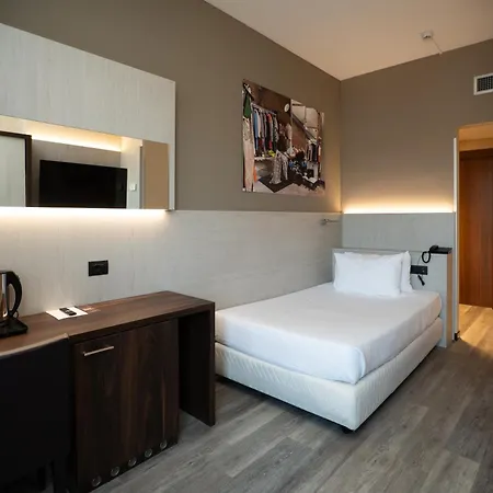 Garibaldi Palace Szálloda 3*