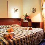 Garibaldi Palace 3* Mediolan