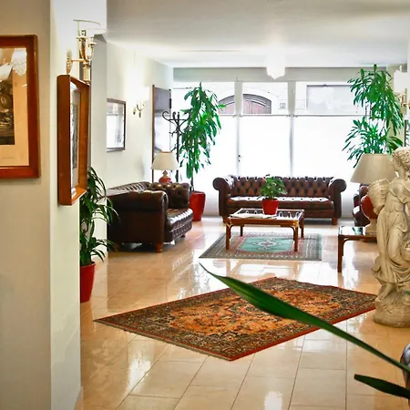 Hotel Garibaldi Palace