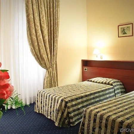 Hotel Garibaldi Palace 3*