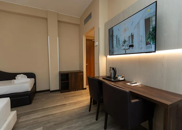 Garibaldi Palace 酒店