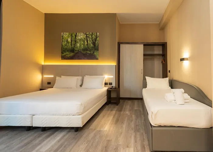 Garibaldi Palace 酒店 3*