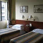 ホテル Garibaldi Palace
